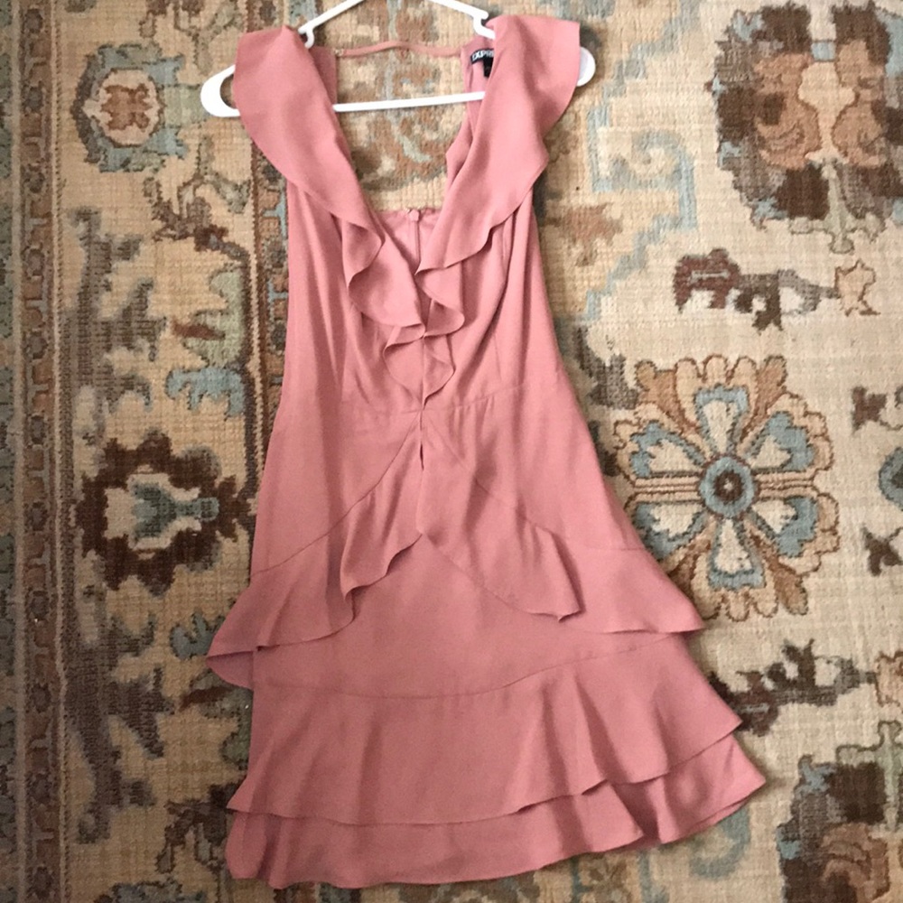 Express blush pink dress Size 6 never worn